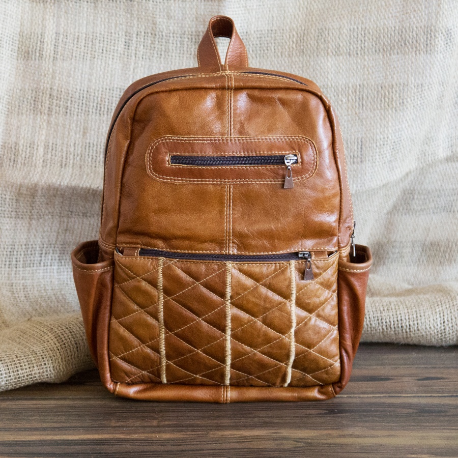 Рюкзак Ельдан М из кожи