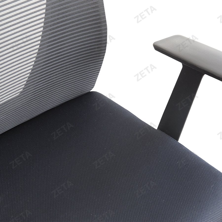 Кресло №039-L (чёрная сетка) (ВИ)