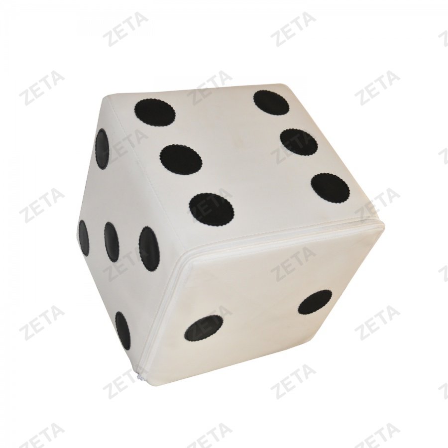 Пуфик с аппликацией "Кости"