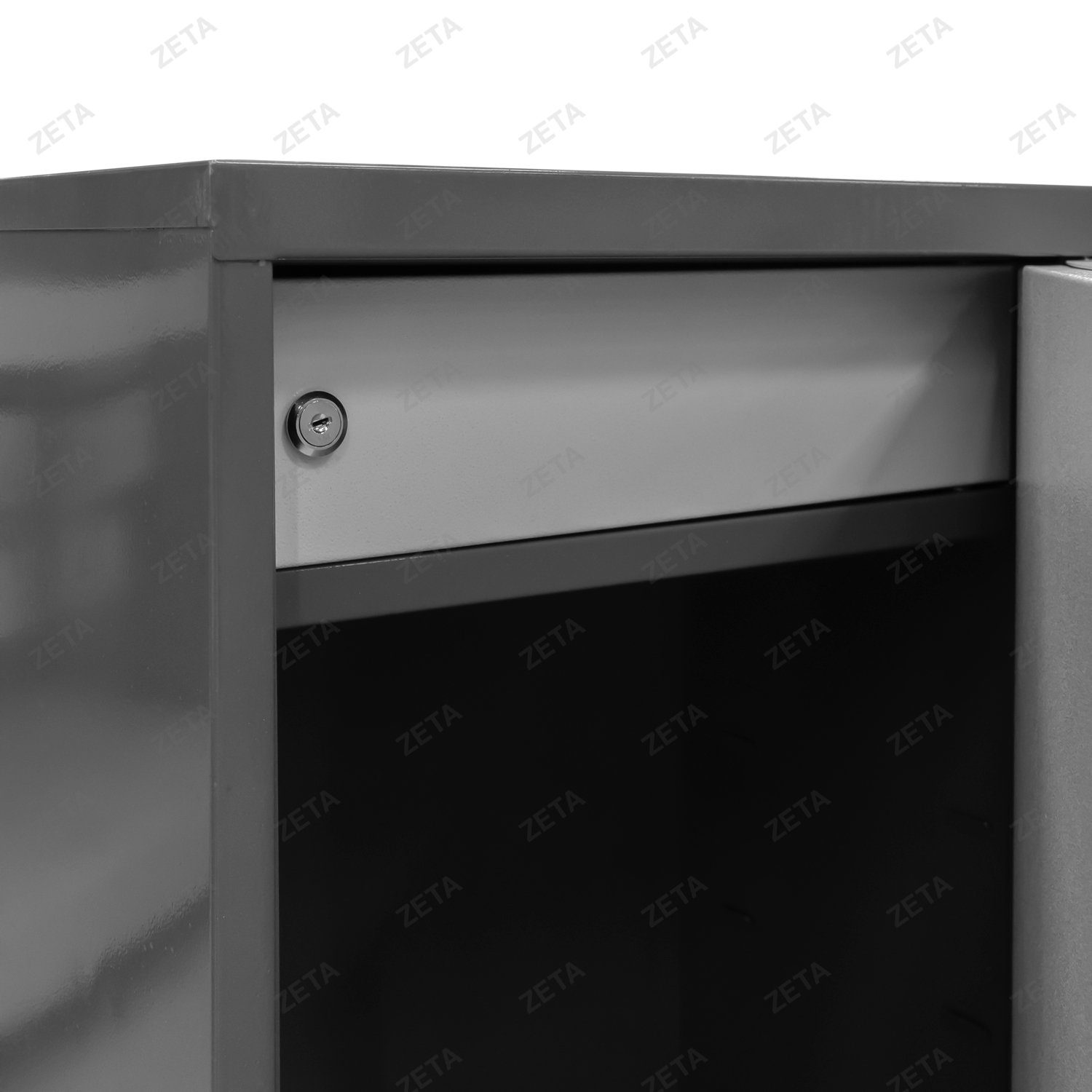 Шкаф металлический "М-870"