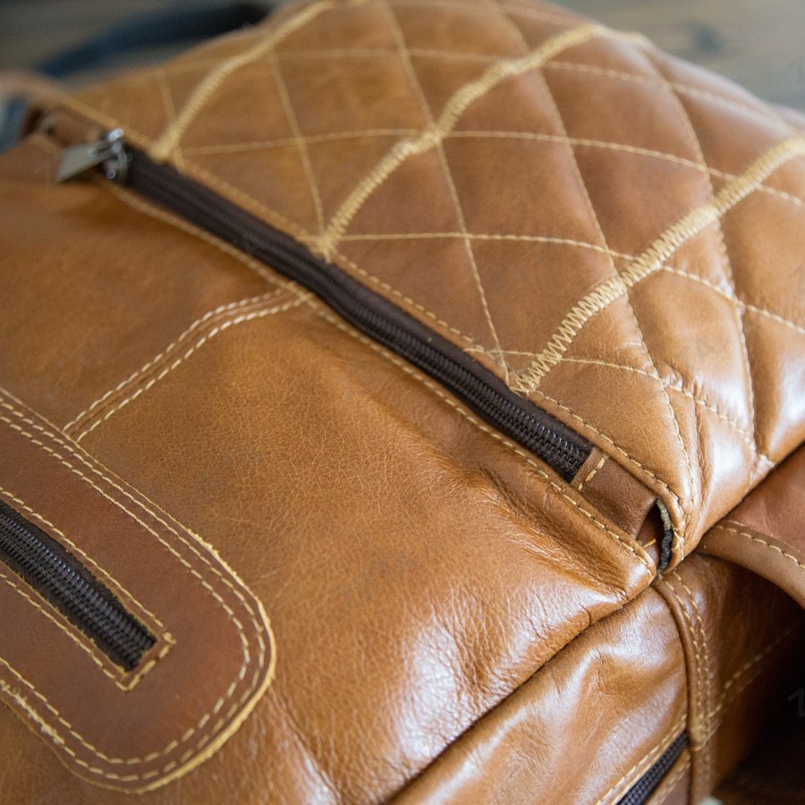 Рюкзак Ельдан М из кожи