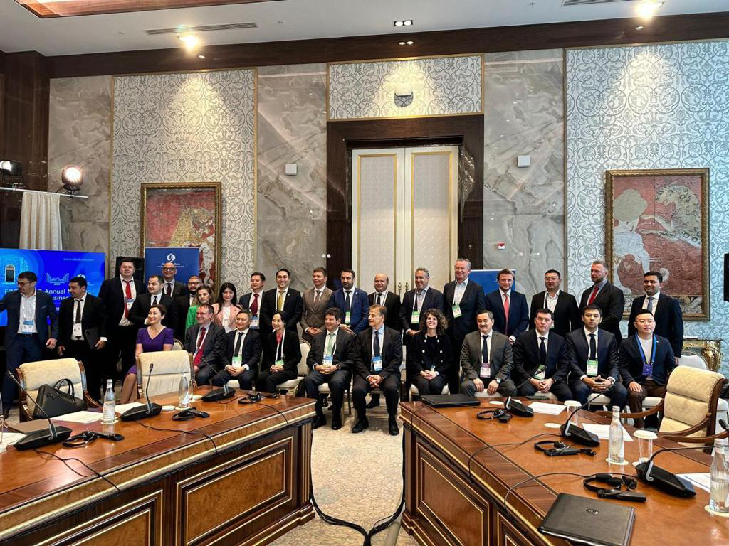 Сотрудничество ZETA с ЕБРР и банком ЦентрКредит.jpg