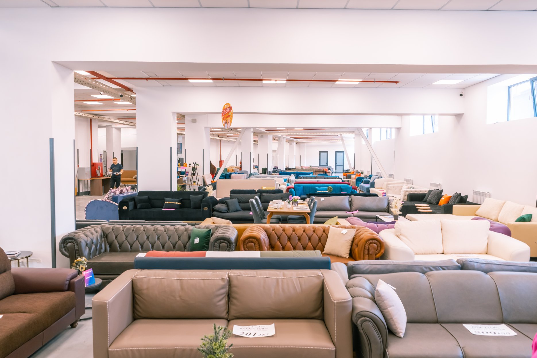 Райымбека 225 - магазин расширился! (10).jpg